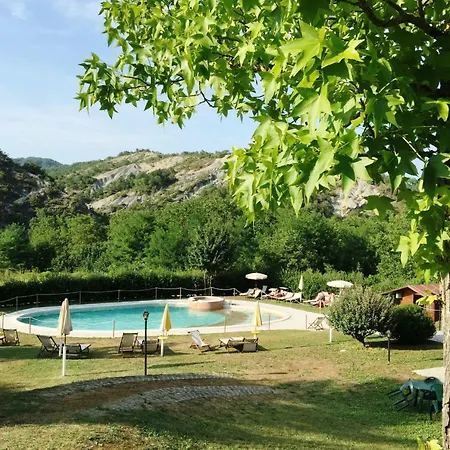 Haus Fuer 11 Erwachsene Und 9 In By Interhome Apecchio