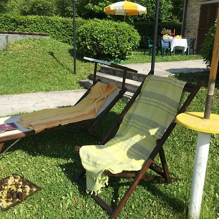 Haus Fuer 11 Erwachsene Und 9 In By Interhome Apecchio
