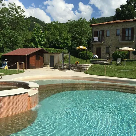 Haus Fuer 11 Erwachsene Und 9 In Apecchio By Interhome Apecchio