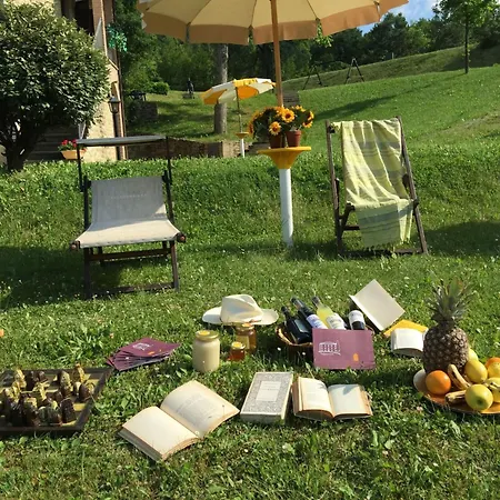 Haus Fuer 11 Erwachsene Und 9 In Apecchio By Interhome Holiday home *