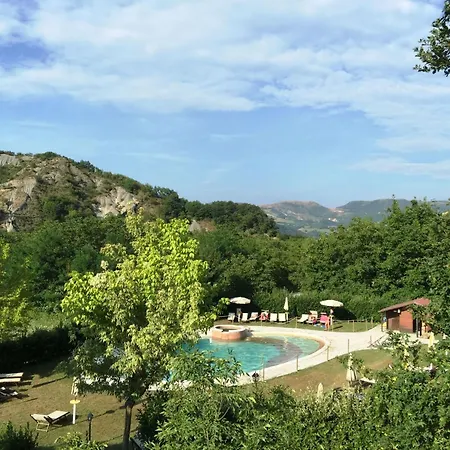 Holiday home Haus Fuer 11 Erwachsene Und 9 In Apecchio By Interhome *