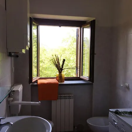 Haus Fuer 11 Erwachsene Und 9 In By Interhome בית נופש