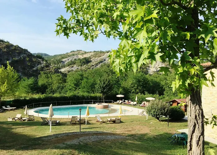 Haus Fuer 11 Erwachsene Und 9 In Apecchio By Interhome Apecchio