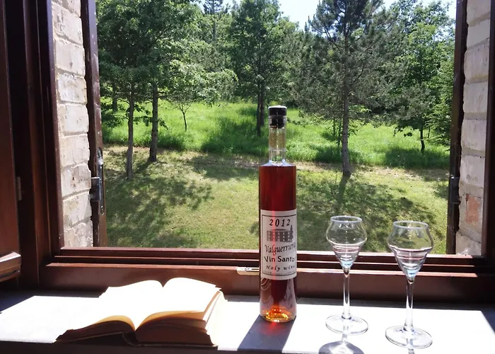 Haus Fuer 11 Erwachsene Und 9 In Apecchio By Interhome Holiday home Apecchio