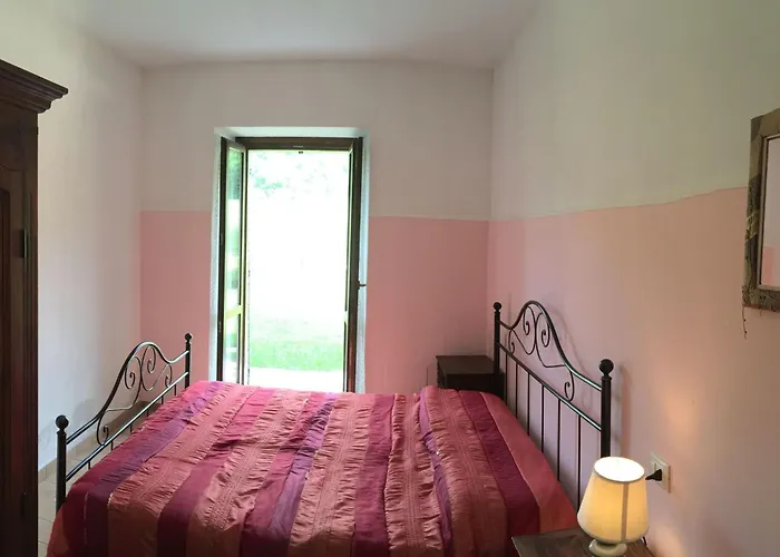 Haus Fuer 11 Erwachsene Und 9 In Apecchio By Interhome *